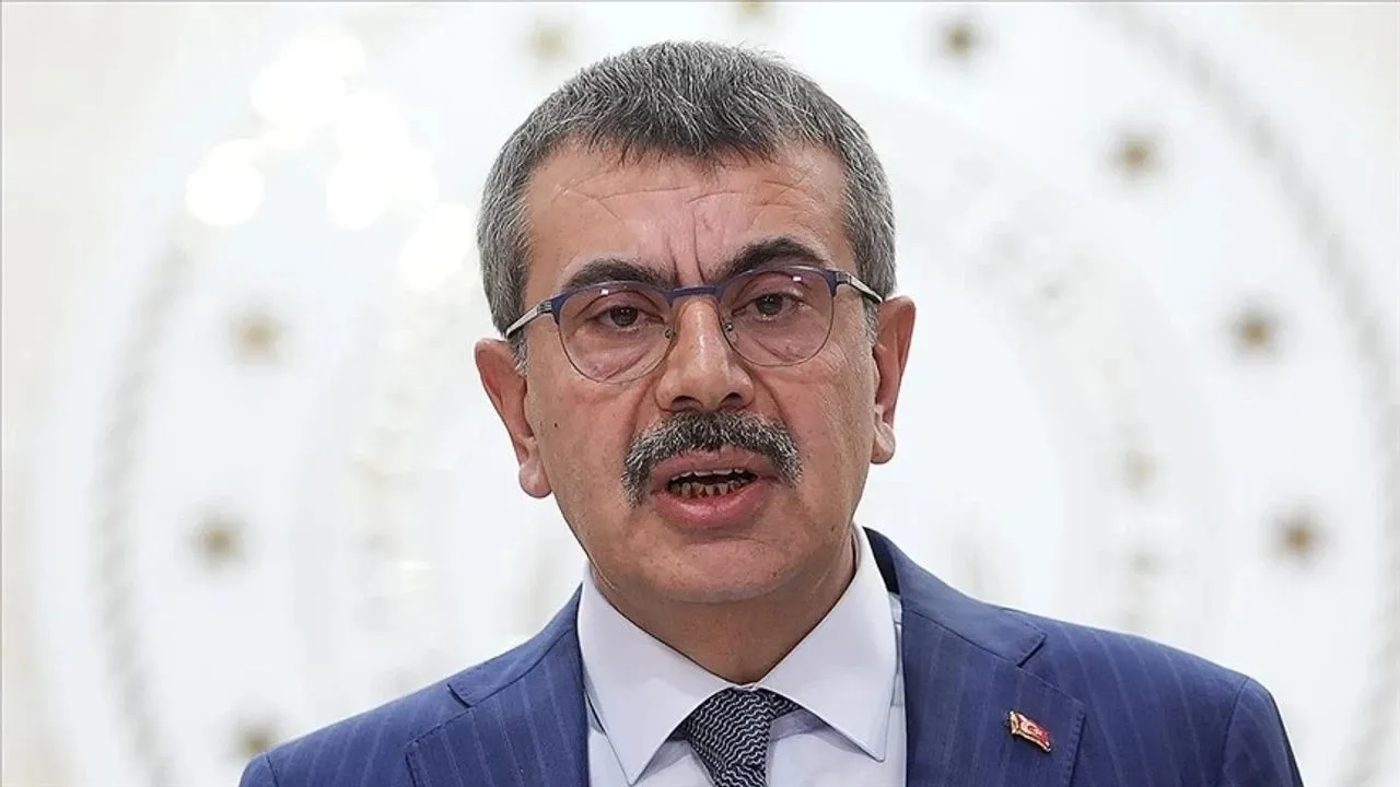mulakat kaldirilacak mi milli egitim bakani tekinden aciklama geldi zgyn cover.jpg