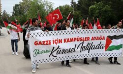 sivas filistin yuruyusu cumhuriyet uni