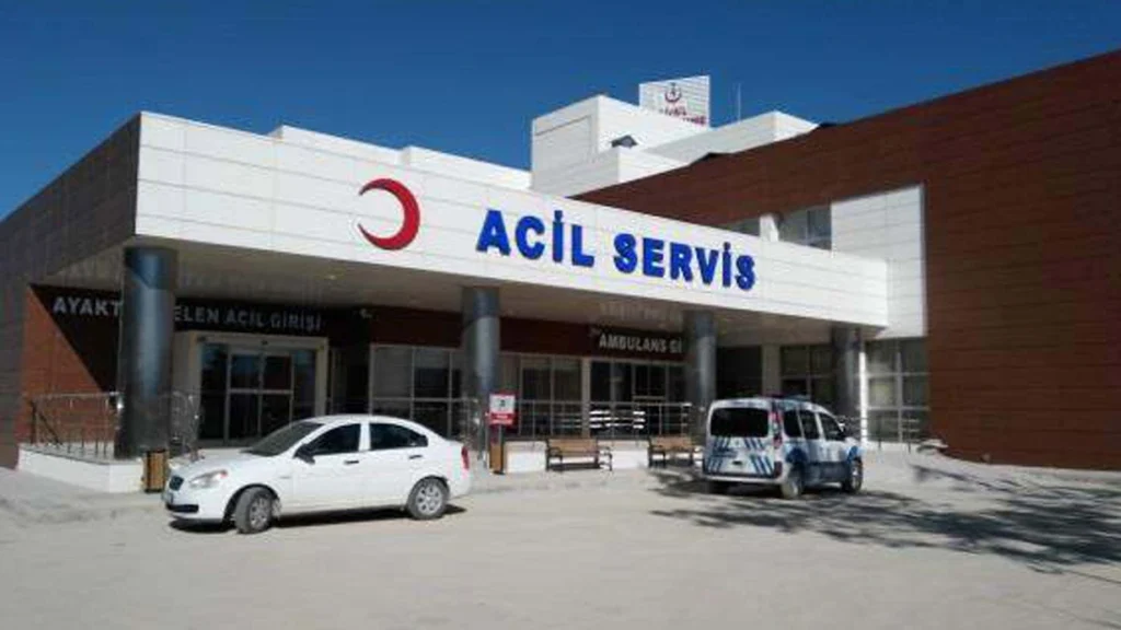 tavuklu pilavdan zehirlendiler 70 ogrenci hastaneye kaldirildi ypcg