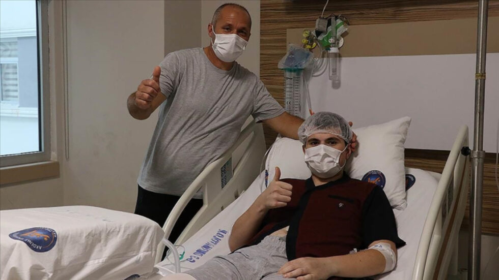 thumbs b c 0cc758026c454ca706ca8a0d9af13add