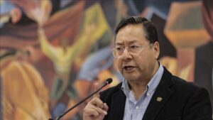 thumbs b c 63d4e72a9a2f0154b02aaf2574f22237