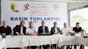 32 uluslararasi akcaabat muzik ve halkoyunlari festivali