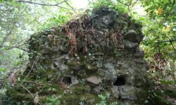 926 yil once turk akinlarina karsi insa edilmisti geriye kalintilari kaldi