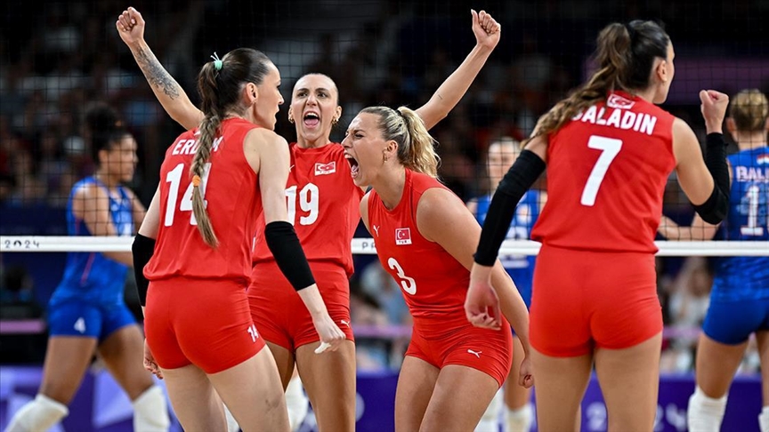 A Milli Kadin Voleybol Takimi Paris 2024 Olimpiyat Oyunlari nin ilk macinda Hollanda yi 3 2 yendi
