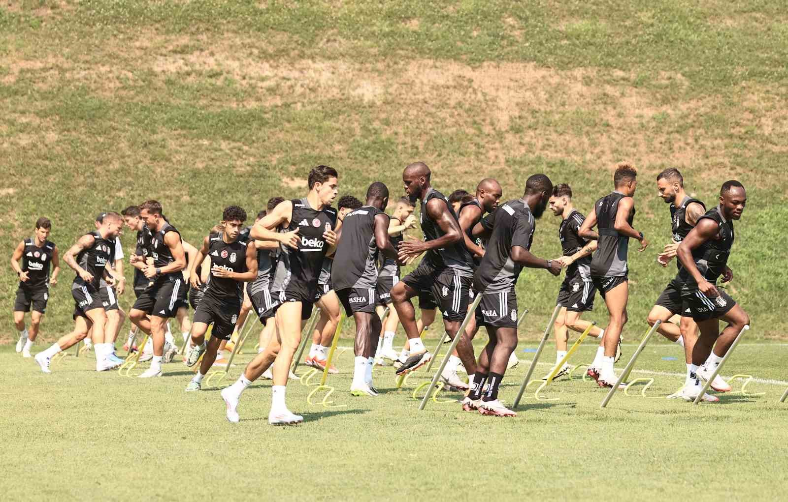 Besiktas yeni sezon hazirliklarini surdurdu