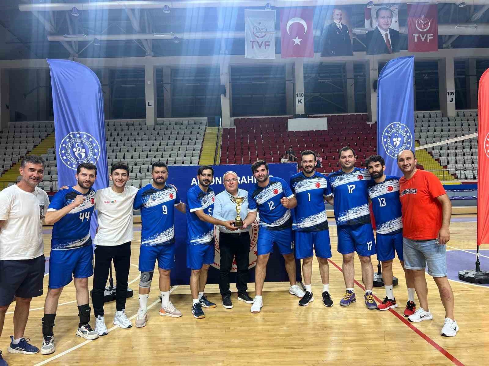 Buyuk Erkekler Voleybol sampiyonasi tamamlandi