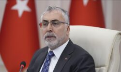 Calisma ve Sosyal Guvenlik Bakani Isikhan ISKUR un verilerini paylasti