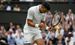 Djokovic Wimbledon da ceyrek finale yukseldi
