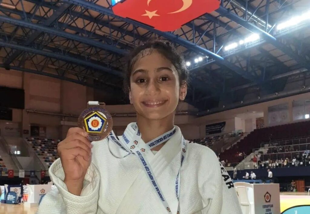 Hiranur Birinci Avrupa sampiyonasinda 3. oldu