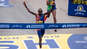 Kenyali maratoncu Lawrence Cherono 7 yil men cezasi aldi