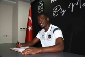 Manisa FK Wriedti kadrosuna katti