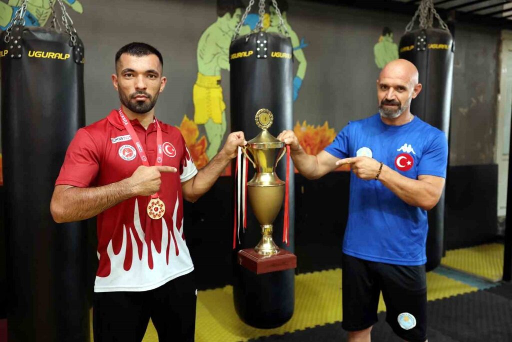 Mersinli Milli Kick Bokscu Avrupa yolunda