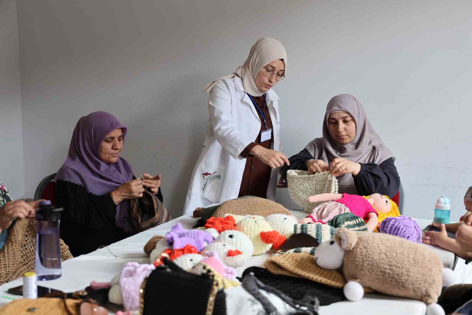 Oglunu kaydettirmek icin gittigi merkezde usta ogretici oldu