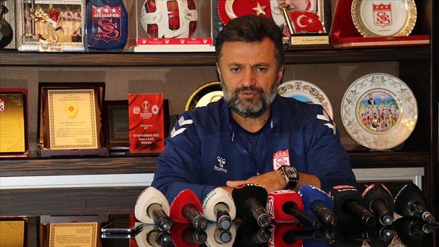 Sivasspor Rey Manaj icin gelen tekliflerden memnun degil