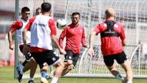 Sivasspor sezon hazirliklarina devam etti