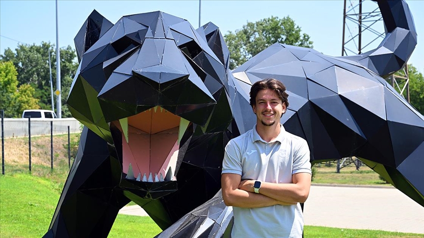 Trabzonspor un genc golcusu Enis Destan in hedefi gol kralligi