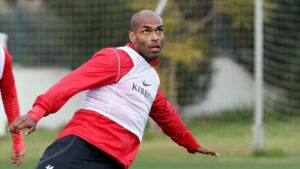 Trafik kazasinda oglu ve kayinpedeini kaybeden Naldo dan aciklama