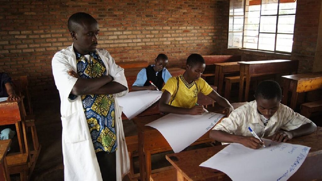 afrika ogretmen acigi