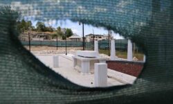 aziz vlasin anit mezari