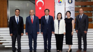 cinli BYD firma yetkilileri manisa ziyaret