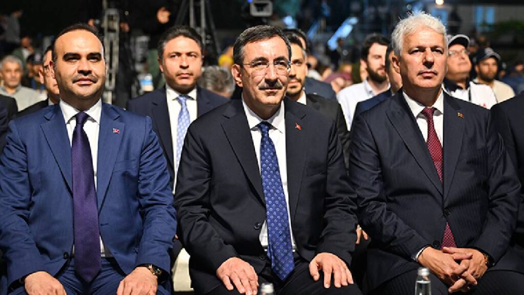 cumhurbaskani yardimcisi yilmaz 1