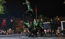 denizli 18 uluslararasi halk danslari festivali