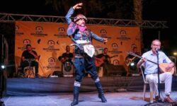 denizliler yaz boyu muzik ziyafeti yasayacak