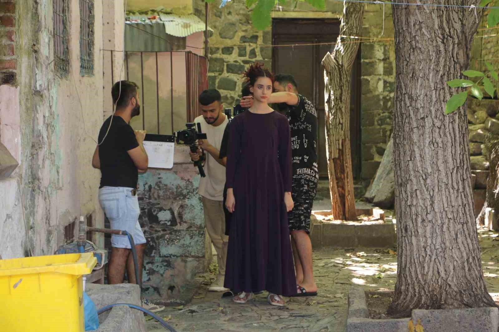 diyarbakirin tarihi sur ilcesinde uzun metrajli korku filmi