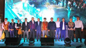 erzincanda asiklar sahne aldi