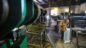 i0malat sanayi nitelikli eleman bulma zorlasiyor