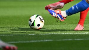 ingiltere isvec euro 2024 te yari final icin sahaya cikacak