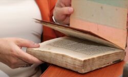 osmanli sairlerinin felsefesi ve siirin medeniyet insasinda oynadigi rol arastiriliyor