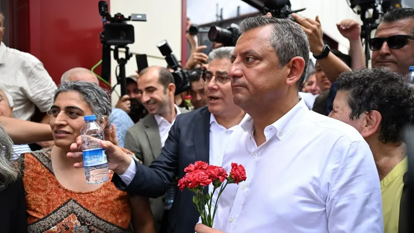 ozgur ozel ro3z cover.jpg