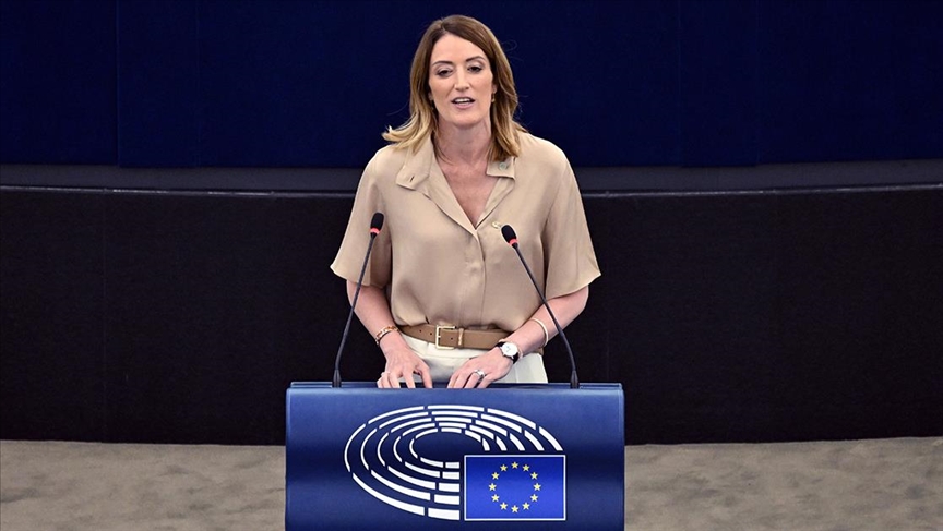 thumbs b c 04499b87a9d47f43e5e9e666e12dea15