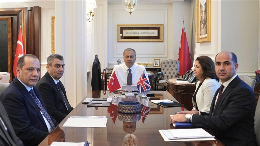 thumbs b c 0b5cdd9e9ead0ec653c92b1bd9f27de3