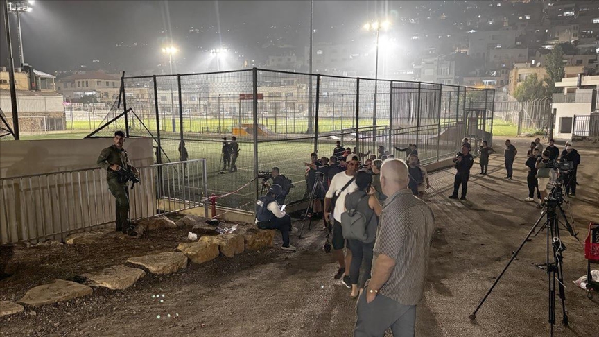 thumbs b c 1b28f377afc0820e7eec2f7460f02397