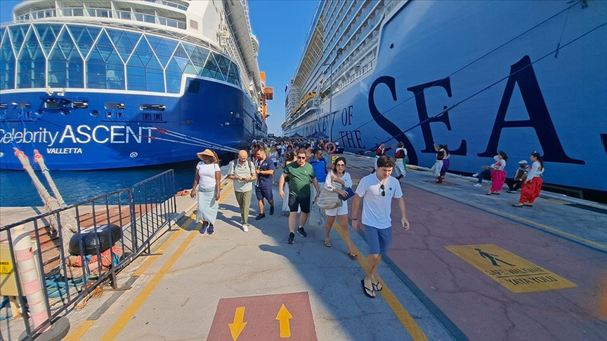 thumbs b c 1bcd51660b41138e249ab91b425d9528