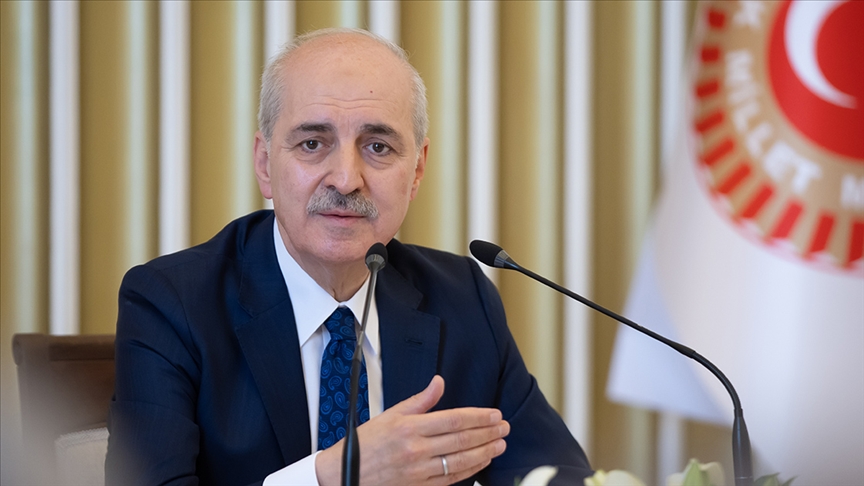 thumbs b c 4296963f2163da66d43cdd17a115fb30