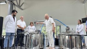 thumbs b c 97666a709b876e8ef5281cc7843a85af