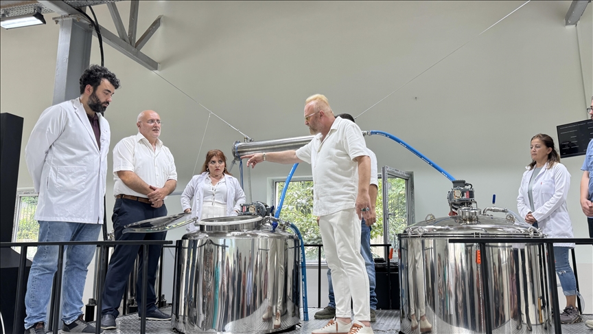 thumbs b c 97666a709b876e8ef5281cc7843a85af