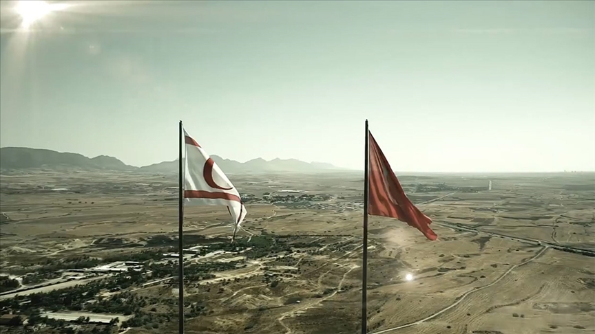 thumbs b c ce80cb816d336d2e3b13d54e8e50a8cb