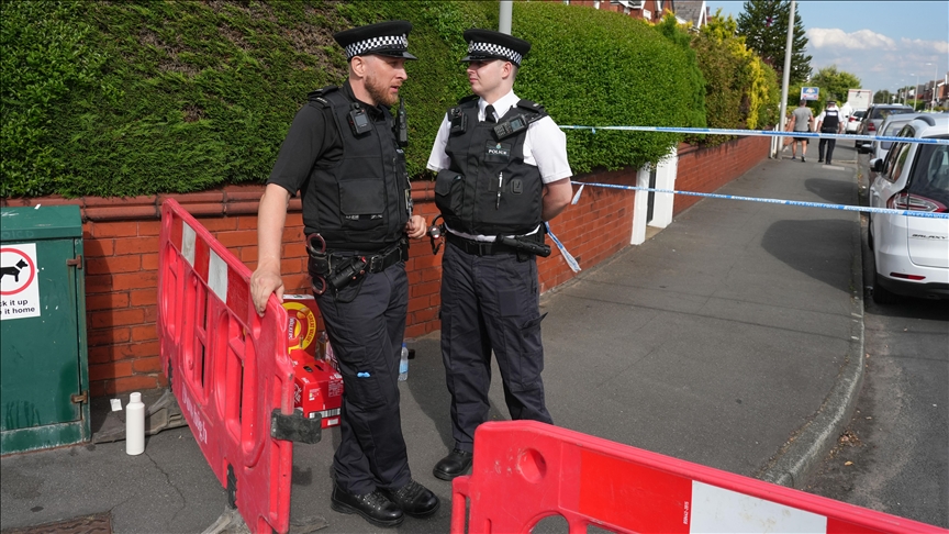 thumbs b c dd35590da710df608a2290798e4f4d96