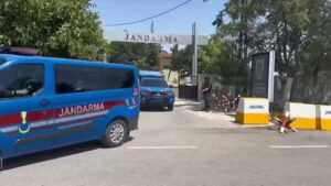 thumbs b c e9914f2f03525788d0dd66f11a93b754