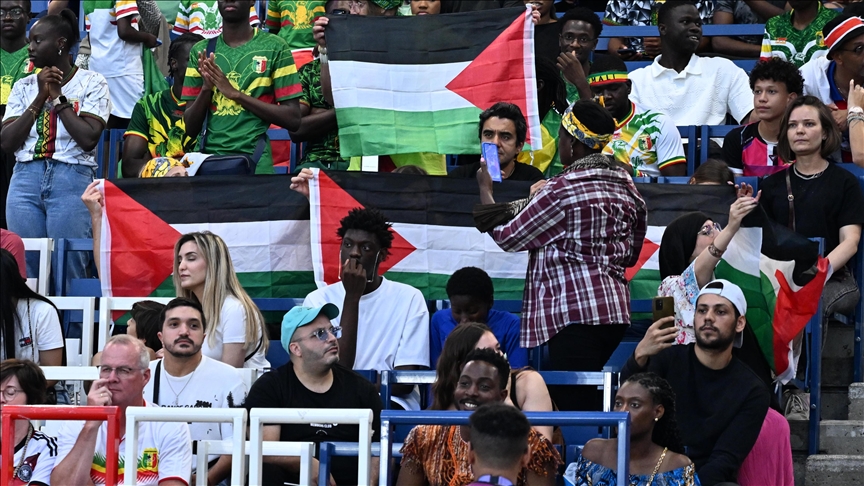 thumbs b c ff9d01797908dda6dffcfd761eb1a1e8