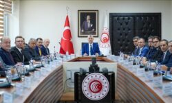 ticaret bakani bolat