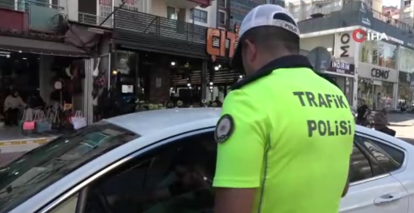 trafik polisi