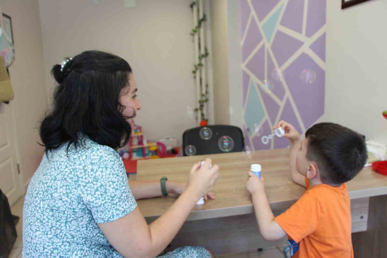 turkiyede yasanan dil konusma problemi