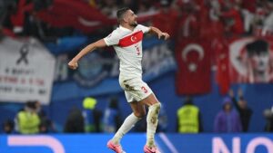 uefa merih demirala 2 mac ceza verdi