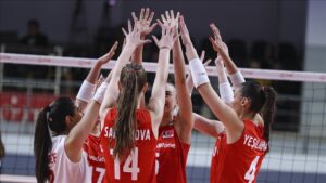 20 Yas Alti Kadin Milli Voleybol Takimi italya yi yenerek Avrupa sampiyonlugunu duyurdu