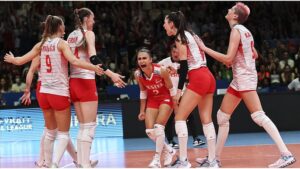 A Milli Kadin Voleybol Takimi Paris 2024 un bronz madalya mucadelesinde Brezilya yla karsilasacak